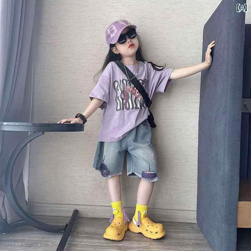 キッズ カジュアル パンツ セット 女の子 夏の スーツ 2025 子供用 韓国 半袖 Tシャツ 破れた オーバー オール カジュアル ツーピース