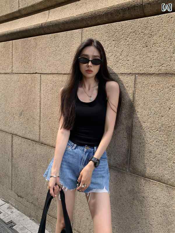 Camisoles - ニット キャミソール レディース Chen Mifanの 白い キャミソールは 夏の アウターと して 着用 できます。 スタイル スリムフィット ニットの ノースリーブ ショート トップです。