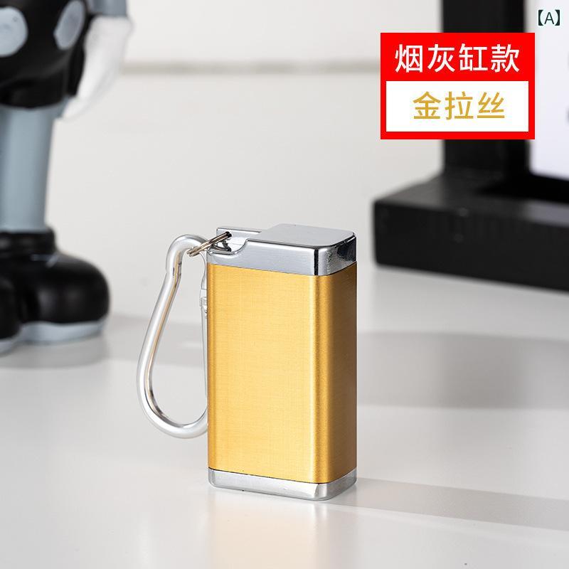 ポケット 灰皿 ミニ キーホルダー 付きの ポータブル カー ミニ 灰皿 屋外 喫煙 アクセサリー用の 清潔..