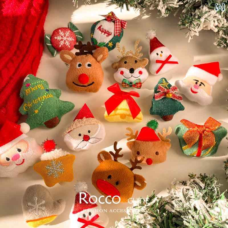 クリスマスの飾り クリスマス ぬいぐるみ ブローチ ピンサ ンタクロース かわいい スカーフ 装飾 ホリデーギフト チェーン アクセサリー