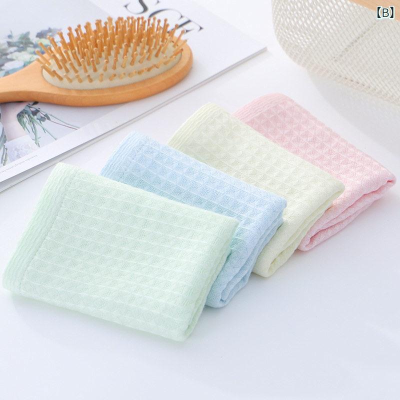 Toalla para bebés: toalla pequeña cuadrada de fibra de bambú, para niños, con tejido de panal y gofre, de gasa, para lavarse la cara y limpiar la saliva, tipo A — vista 2