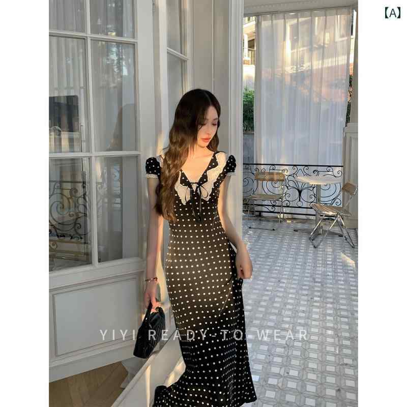 おしゃれなドット柄サスペンダー 【 南 仏 マナー】 プチレトロ ドットワンピース Vネック 万能 スリミ..