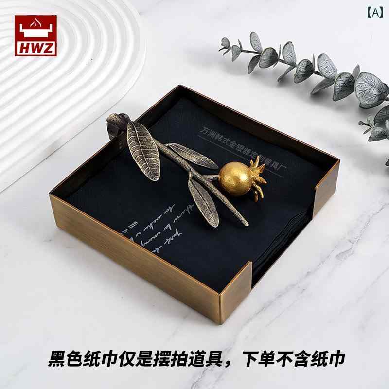 壁掛け トイレットペーパーホルダー イチョウの葉を した ハイエンド 四角い ティッシュ ホルダー 高級 ホテル / 西洋 レストランの カウンター トップ ステンレス スチール製の ペーパー プレス スタンド。