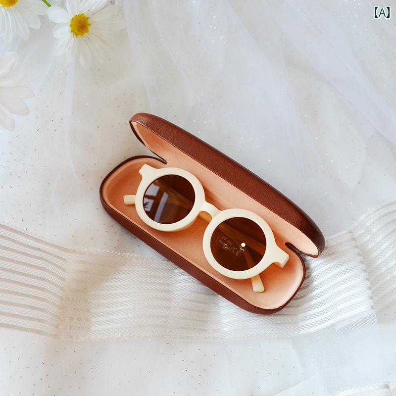 子供用サングラス の デンマーク製同 型 ベビー サングラス スタイリッシュな 子供用 紫外線 カット 1 ～ 7歳 男の子用 グラス