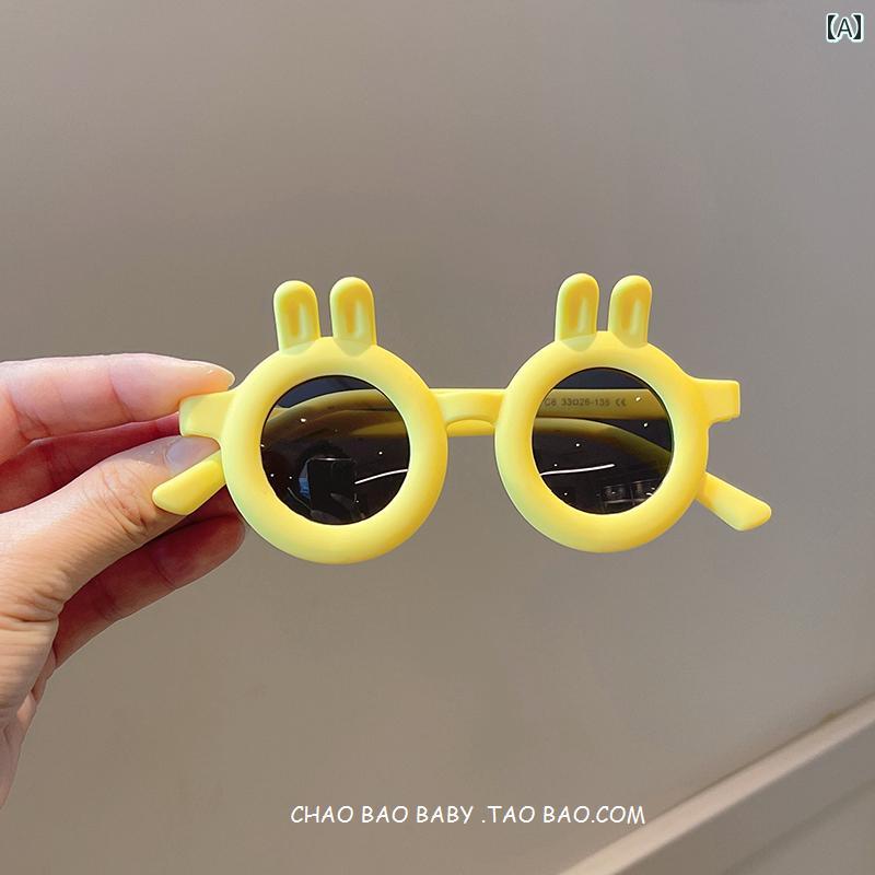子供用サングラス 子供用 メガネ 男の子と 女の子用 紫外線 カット かわいい ウサギ型 サングラス ベビー用 シリコン製 ソフト 偏光(4)