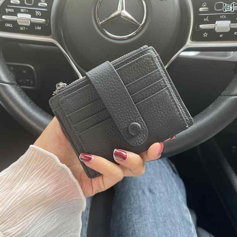 薄型 小型 カードホルダー 革 カードホルダーと小銭入れが 一体と なった トップレ...