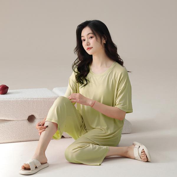 Housedresses - 【胸当てパッド付き】モダール レディース パジャマセット 半袖プルオーバー＆7分パンツ ゆったり家居服 部屋着 外出着兼用 通気性快適
