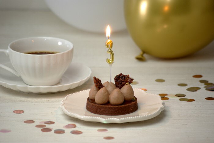 ゴールド ナンバーキャンドル ミニ おしゃれ かわいい 映え SNS バースデー スリム 誕生日 数字 ろうそく ローソク カメヤマキャンドルハウス 0 1 2 3 4 5 6 7 8 9 3