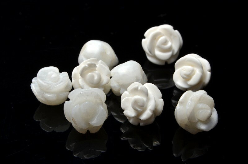 【1粒売り】シャコガイ 薔薇カット　12mm　粒売り アクセサリー _T394-12