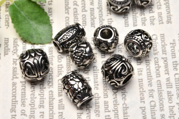 【選べる10種類】 銀古美 大穴ロンデル メタルビーズ（ステンレス製）一粒売り　 アクセサリー _KZ103