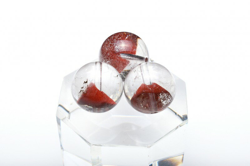 ホワイトファントム　ピラミッド　高品質　天然石 超入手困難/希少な山型模様のホワイトファントム】ルチル