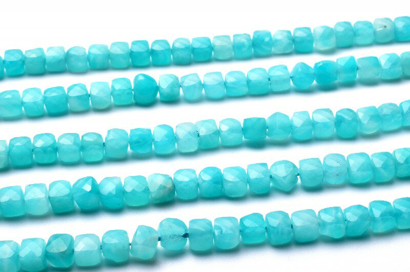 【10％OFF!】アマゾナイト キューブカット　4mm　1連（約38cm）天然石 パワーストーン ビーズ パーツ _RG252