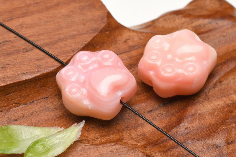 Rakuten - クイーンコンクシェル　12x12mm　肉球 ビーズ(縦穴) 2粒セット アクセサリー _T619