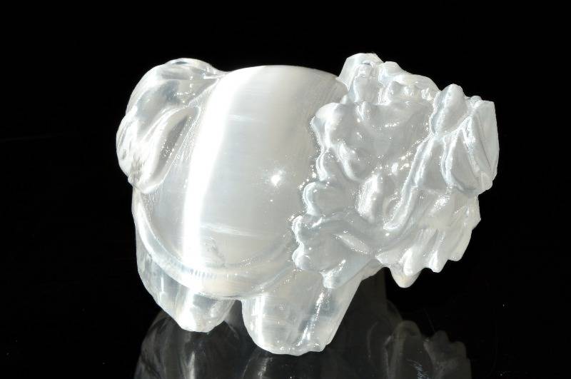 セレナイト(透石膏) 33-34x25-26x20-22mm 龍亀彫刻 天然石 パワーストー...