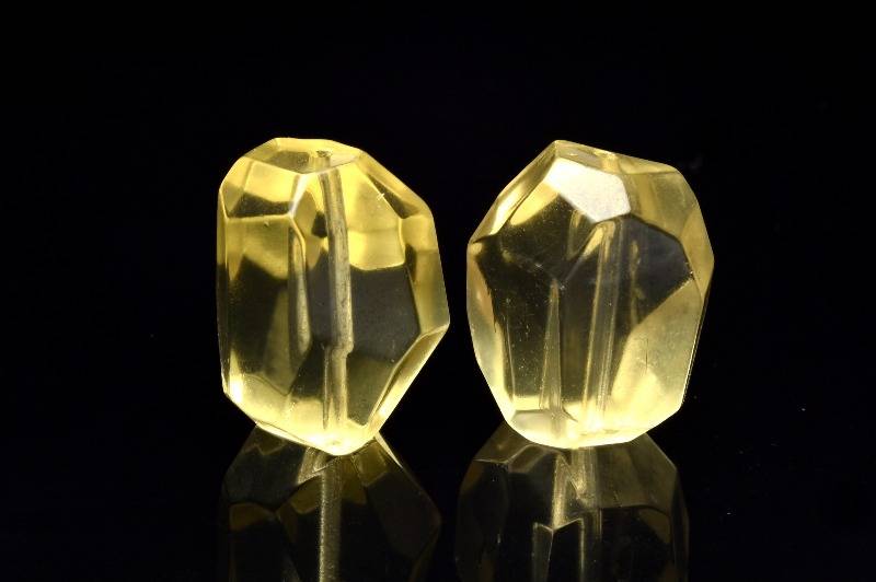 高発色 レモンクォーツ　20-24x15-17mm　原石ラフカット(貫通穴) ビーズ ハンドメイド 1個売り _PRG1988-2