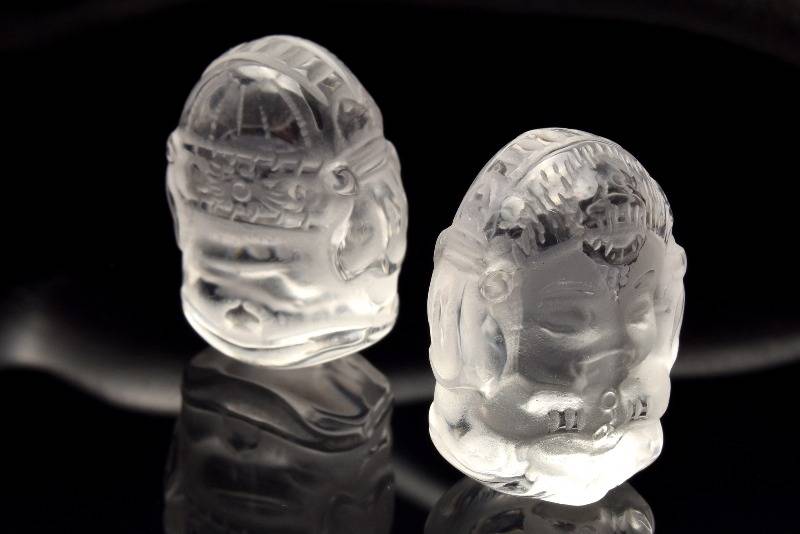 繊細彫刻 水晶クリスタルクォーツ　26-27x21mm　ベビーガネーシャ彫刻 置物 1個売り _PRG2033