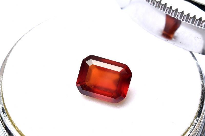【30％OFF!】【1点物】高品質 オレンジガーネット　9x7mm　レクタングルファセットカット ルース ハンドメイド _PB8431