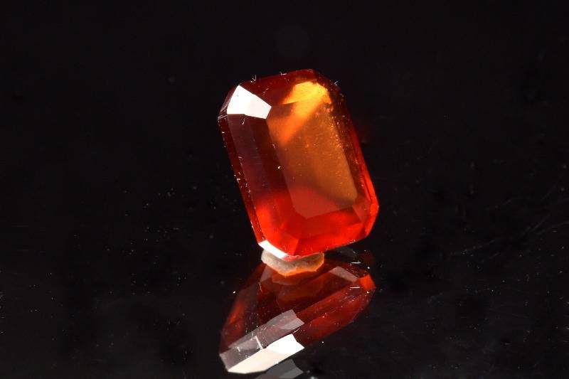 【30％OFF!】【1点物】高品質 オレンジガーネット　9x7mm　レクタングルファセットカット ルース ハンドメイド _PB8431