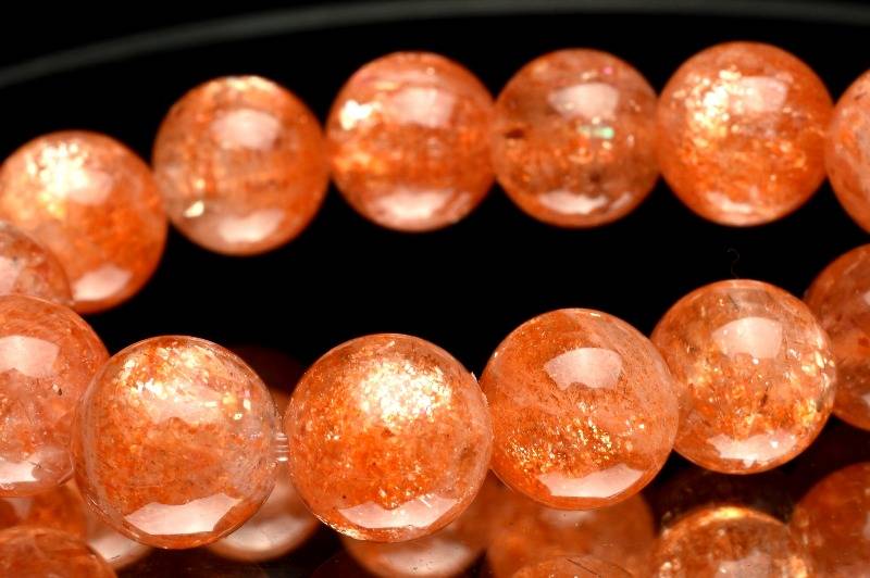 【1点物】AA＋☆眩い雲母の宝庫 マイカサンストーン　7.5mm ブレスレット アクセサリー _M4978