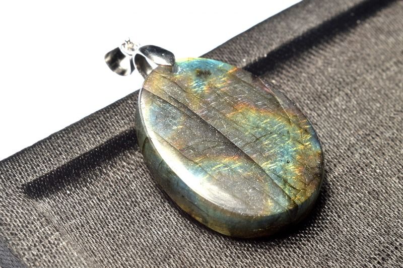 【1点物】Silver925◇ピンクシラー ラブラドライト　26x19mm　オーバル ペンダントトップ アクセサリー _PC6303