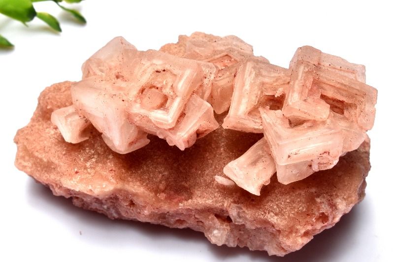  1点物 カリフォルニア産 ピンクハーライト岩塩 80x57x41mm 原石 _CG6...