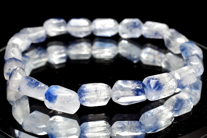【1点物】高発色◇希少形状 デュモルチェライトインクォーツ　8-12x6-7mm　原石ラフカット ブレスレット アクセサリー _MC1267
