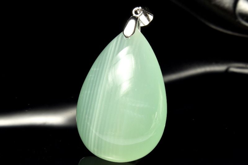 【1点物】透明感◇上質 Silver925 サーペンティン(蛇紋石)　33x22mm　ドロップ ペンダントトップ アクセ..