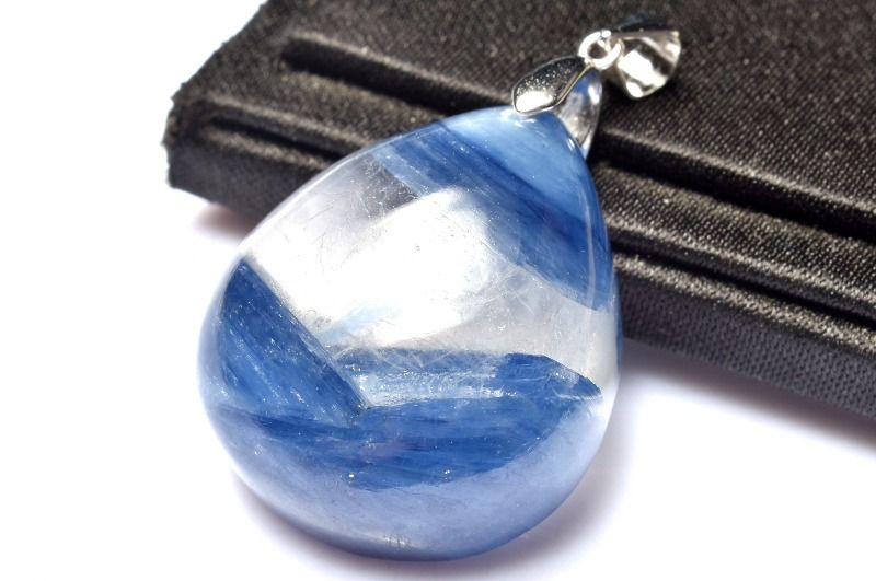 【1点物】Silver925◇天然無着色 カイヤナイトシリカ　28x24mm　ドロップ ペンダントトップ アクセサリー _PC7356