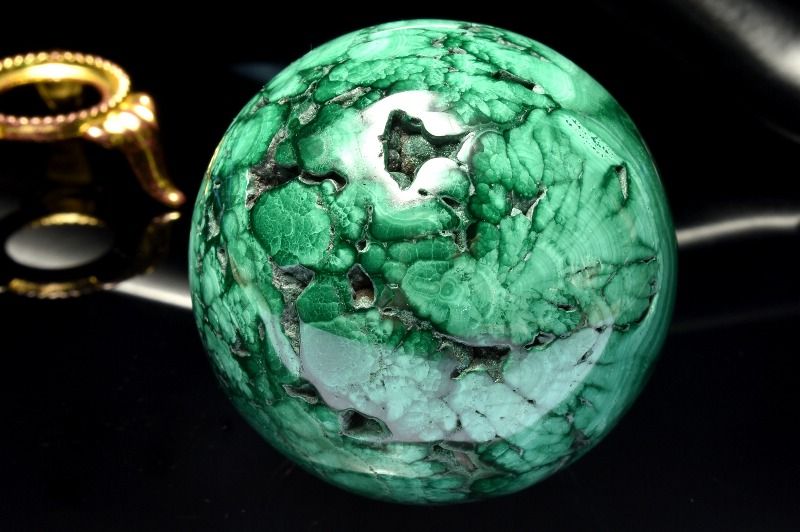  1点物 高発色 魔除け マラカイト(孔雀石) 50mm 丸玉(台座付き) スフ...