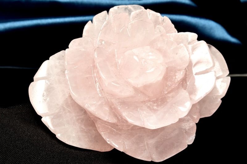  1点物 繊細彫刻 ローズクォーツ 97x86x45mm 花彫刻 置物 _CG6837 宅...