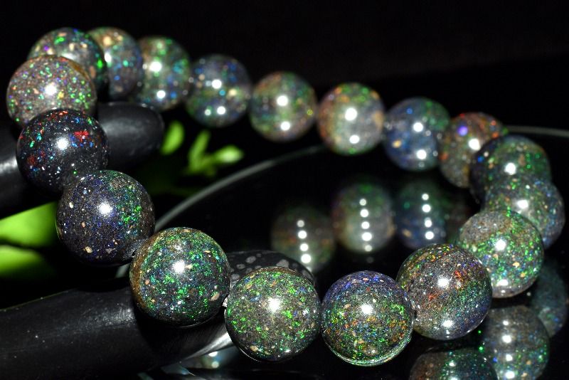 【1点物】遊色効果◇宇宙のよう ブラックマトリックスオパール　11.5mm ブレスレット アクセサリー _MC1700