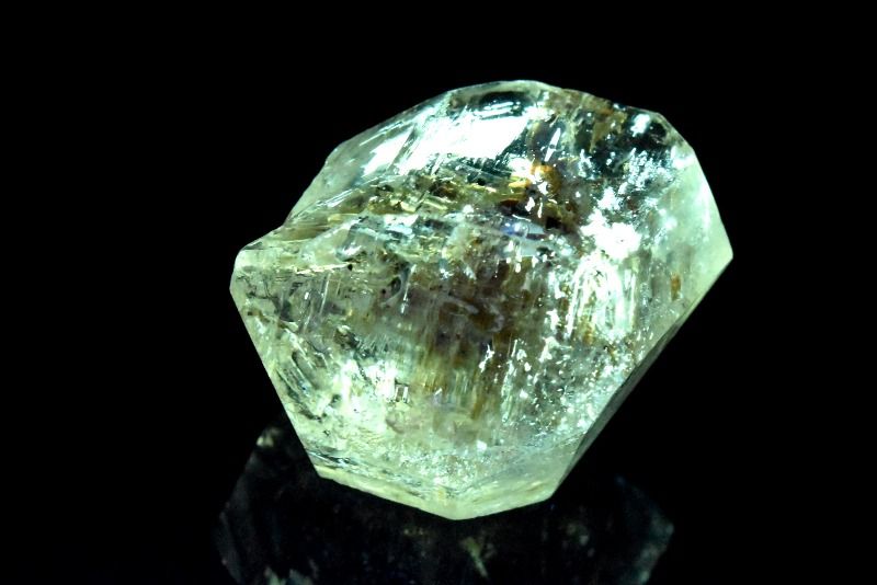  1点物 パキスタン産 オイルインクォーツ石油水晶 21x18mm 原石ラフカ...