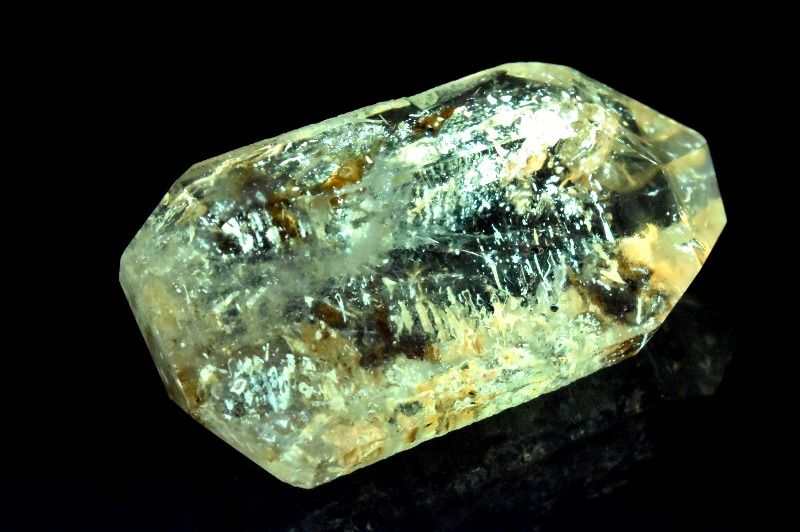  1点物 パキスタン産 オイルインクォーツ石油水晶 29x16mm 原石ラフカ...