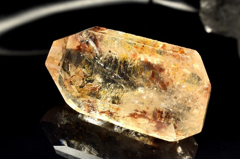 【1点物】パキスタン産 オイルインクォーツ石油水晶　29x16mm　原石ラフカット 原石 _PC7634