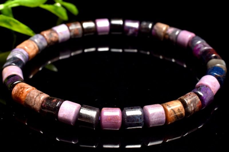 【1点物】高発色◇癒やしの石 スギライト(杉石)　4.5-5.5x6mm　チューブ ブレスレット アクセサリー _MC2794