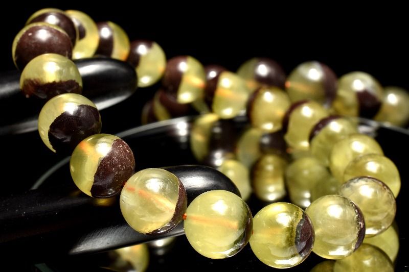 【20％OFF!】母岩入り！ ゴールデンプレナイト　10mm ブレスレット アクセサリー 1個売り _BG6237-10