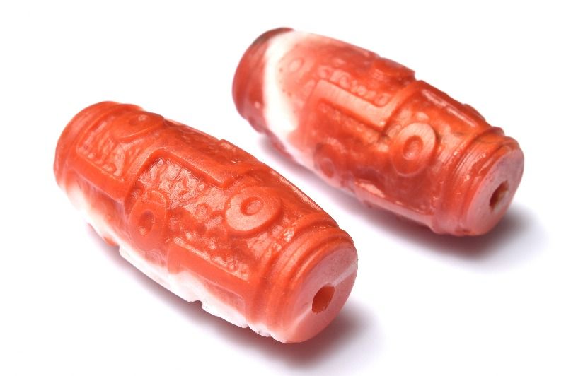【1点物】マットな質感 南紅瑪瑙(ナンホーン)水晶共生　29-30x14mm　九眼天珠(貫通穴) ビーズ ハンドメイド _PC8102