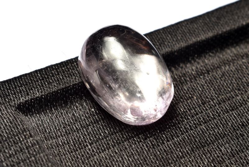 【1点物】AAA高透明☆無垢 クンツァイト　15x11mm　オーバル ルース ハンドメイド _PC8162