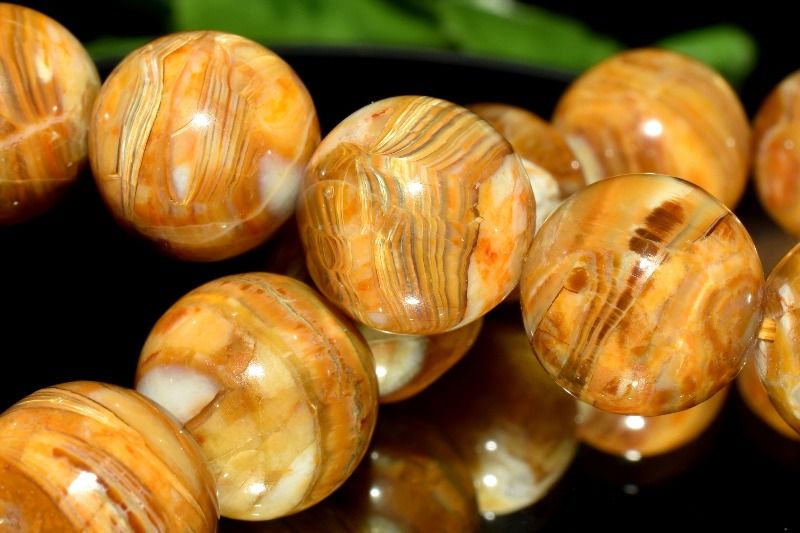 Rakuten - 【1点物】希少バルト海産◇キャッツアイ効果 ゴールデンオパール　12-12.5mm ブレスレット アクセサリー _MC2982