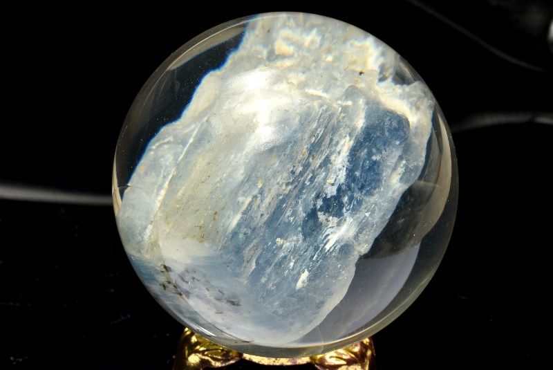 【1点物】樹脂封入 カイヤナイト　49.5mm　丸玉(台座付き)レジンコーティング スフィア _CG7017【宅急便のみ】