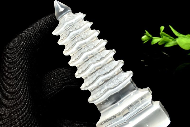 浄化力抜群！ セレナイト(透石膏) 45-47x104-108mm 七重塔 置物 1個売り...