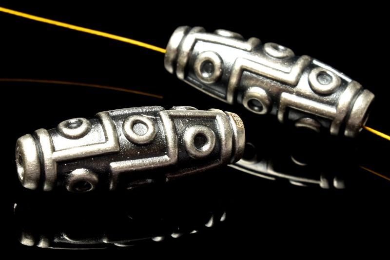Rakuten - 高純度◇タイ産 カレンシルバー　25x9mm　九眼天珠 ビーズ ハンドメイド 1個売り _PRG2428