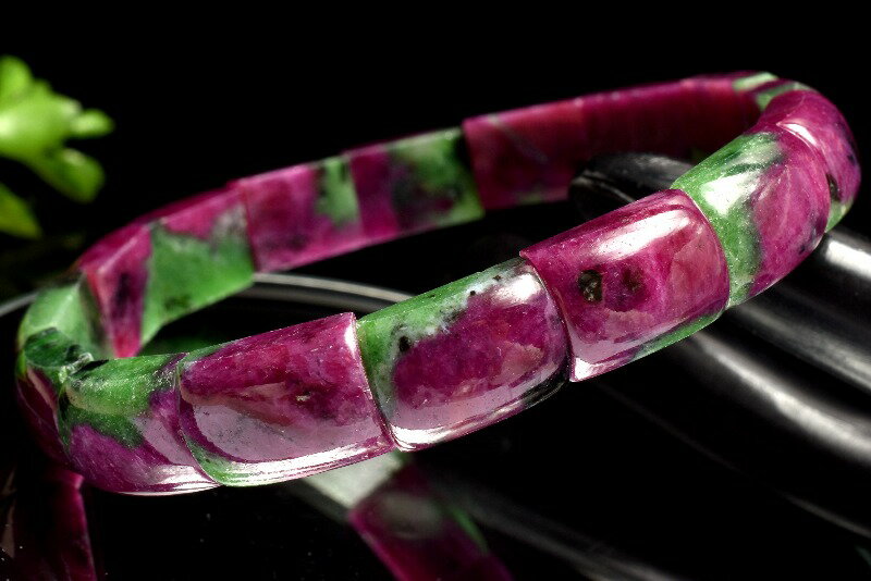  1点物 高発色 ナイジェリア産 ルビーインゾイサイト 12.5-14x10mm バ...