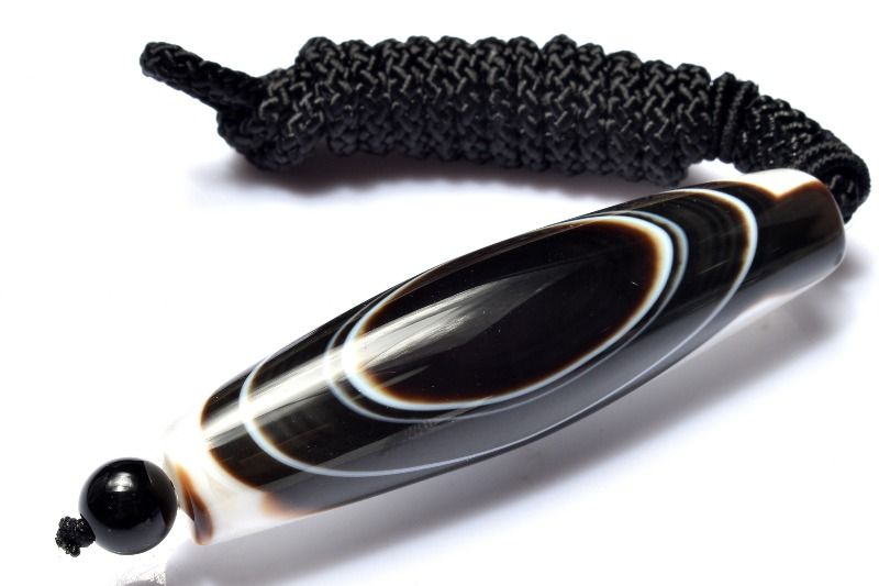  1点物 チベット産 黒天眼石と水晶共生 68x18(丸玉8)mm 天珠手編み ペ...