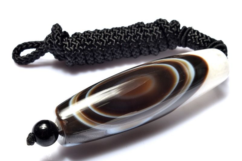  1点物 チベット産 黒天眼石と水晶共生 64x19(丸玉8)mm 天珠手編み ペ...