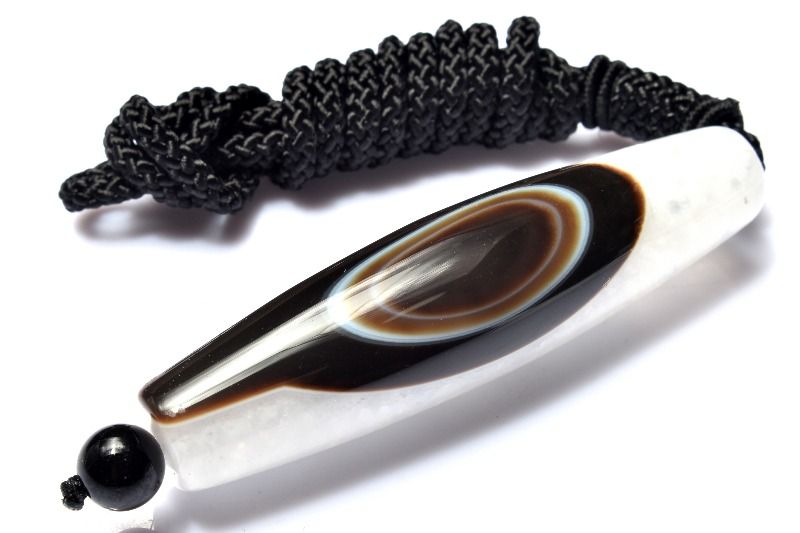  1点物 チベット産 黒天眼石と水晶共生 70x18(丸玉8)mm 天珠手編み ペ...