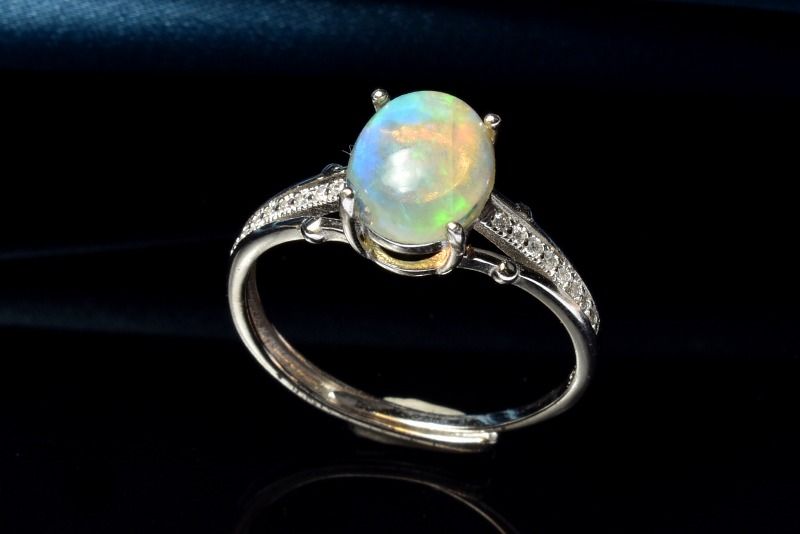  1点物 Silver925 虹色の遊色 プレシャスオパール 9x7mm オーバル 指...