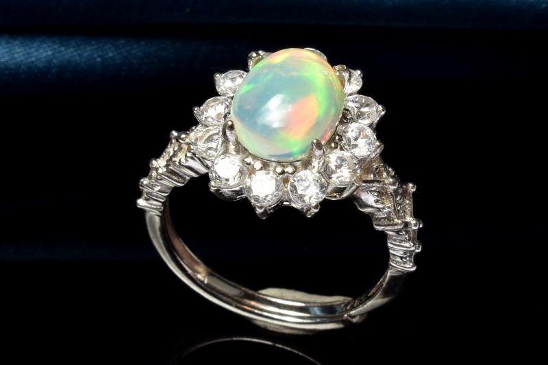  1点物 Silver925 虹色の遊色 プレシャスオパール 9x7mm オーバル 指...