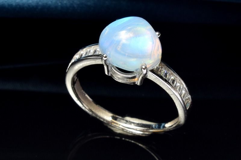  1点物 Silver925 虹色の遊色 プレシャスオパール 8x9mm ドロップ 指...