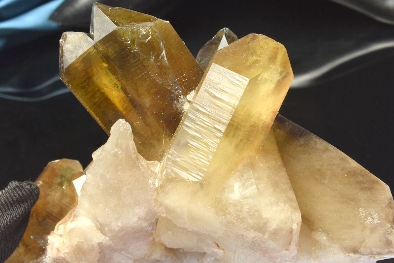  1点物 浄化や魔除けに モリオン黒水晶(スモーキーシトリン) 112x98x58...